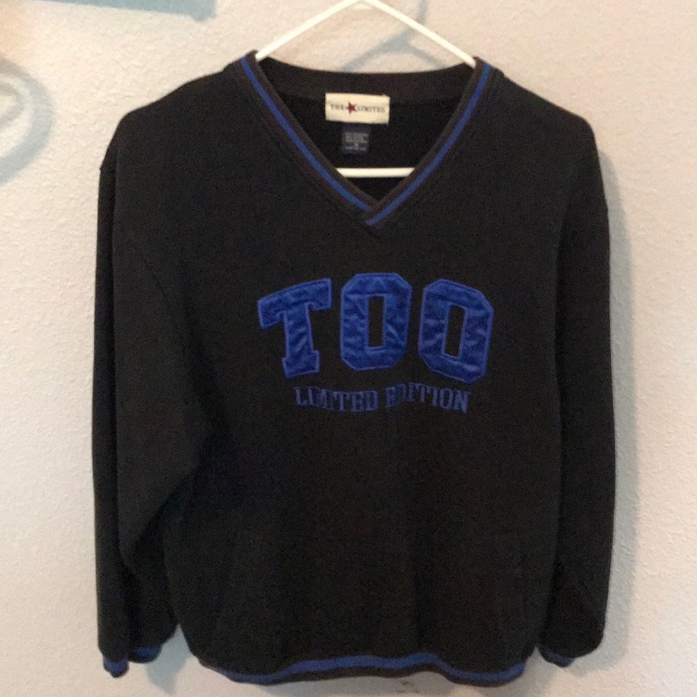 Sweatshirt